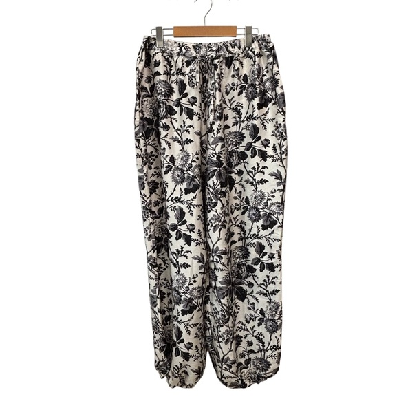 Anthropologie Maeve Silky Parachute Pants - Picture 5 of 15